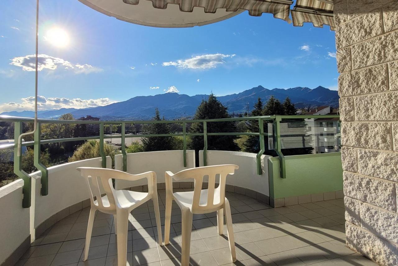 Appartamento Con Vista Montagne Biella Buitenkant foto