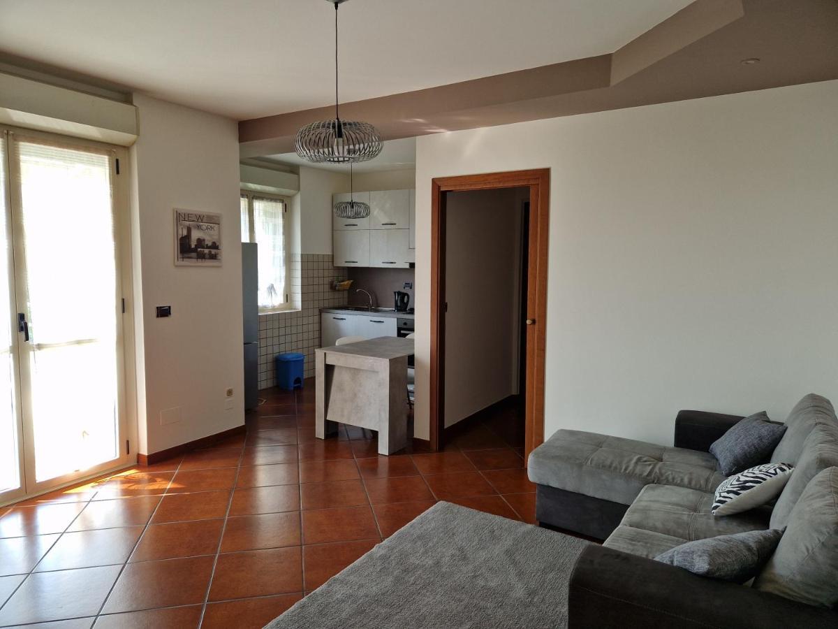 Appartamento Con Vista Montagne Biella Buitenkant foto